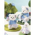 Lina Медведь Незабудка пудинговый цвет с костюмом M (±30 см) от TeddyTales Lina Медведь Незабудка пудинговый цвет с костюмом M (±30 см) от TeddyTales
